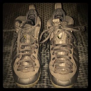 Nike Foamposite (Men's 7)